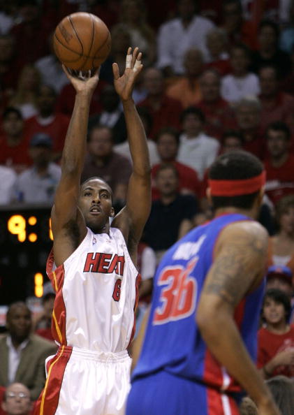 都有严格的 都有严格的