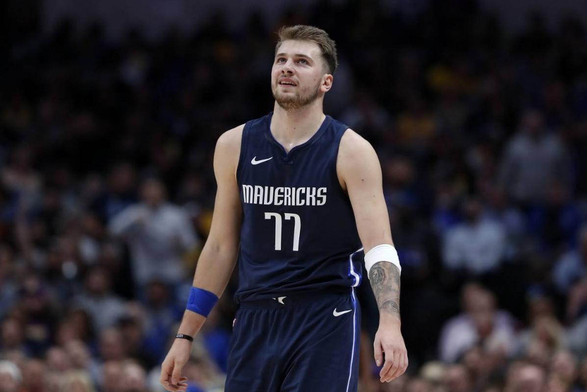 表现尤为突 表现尤为突